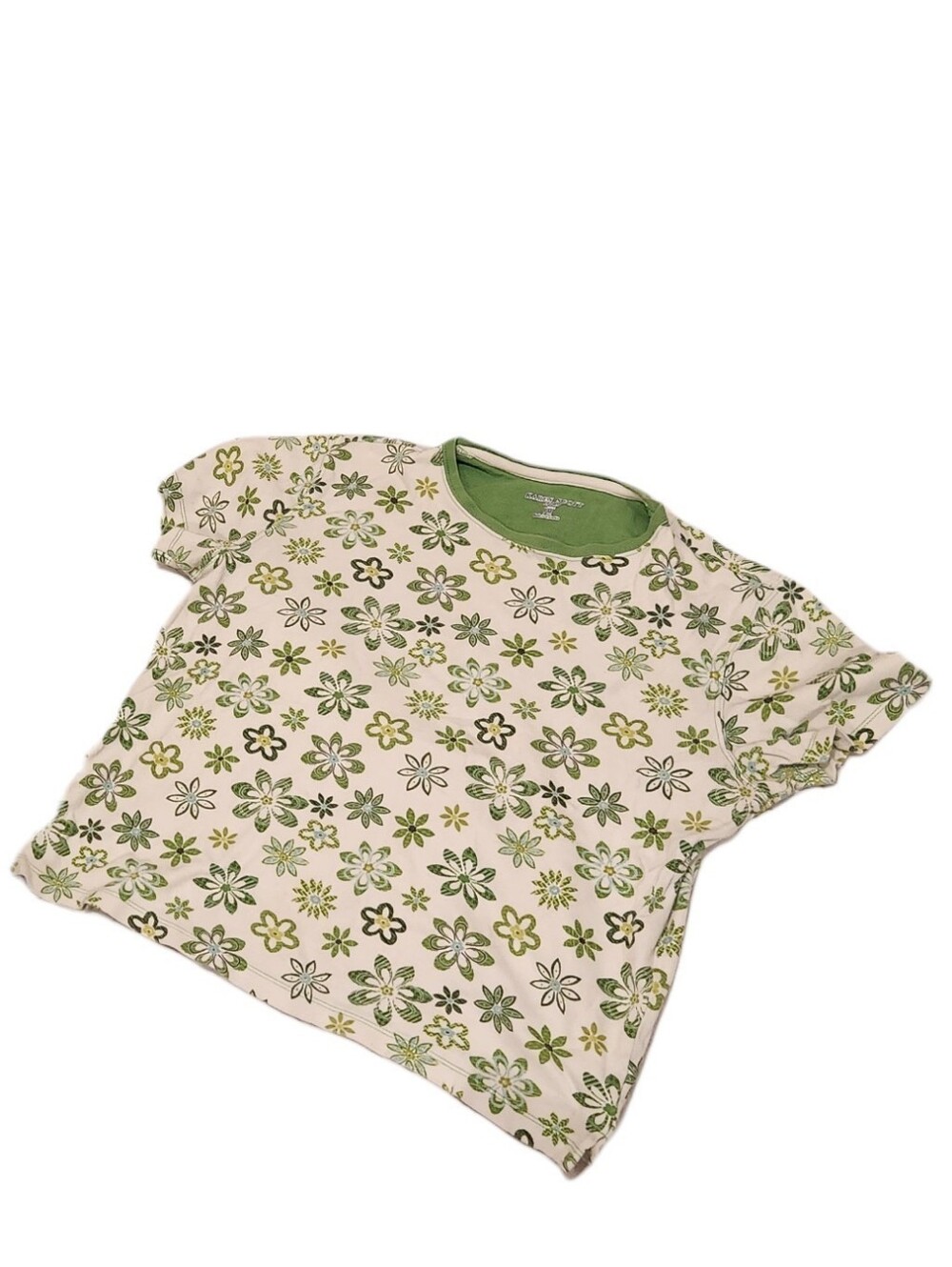Karen Scott Sport Floral Top – Petite Medium (PM) – Green & White